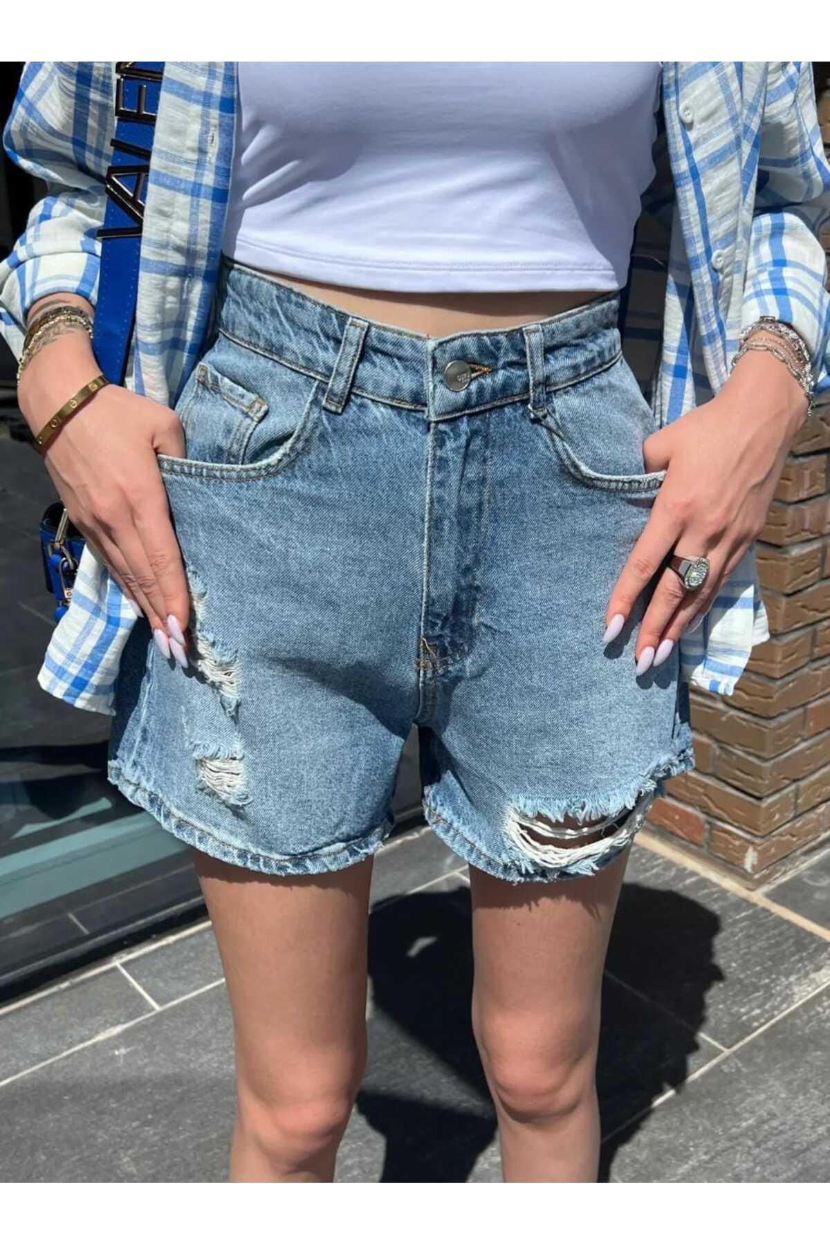 Buz Mavi Kadın Püsküllü Detay Mini Şort